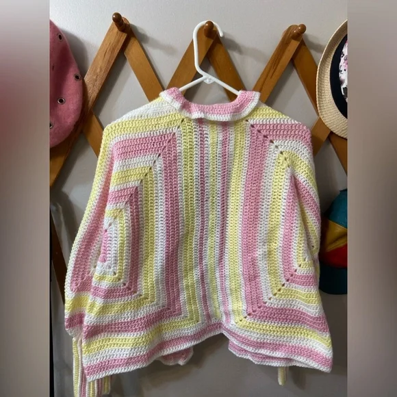 HandKnit Cottagecore Sweater - Picture 10 of 10